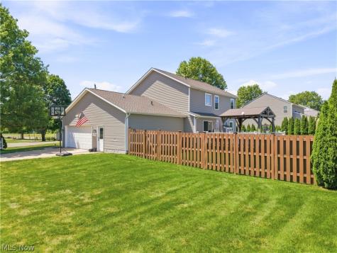 2553 Diamond Street NE Canton OH 44721