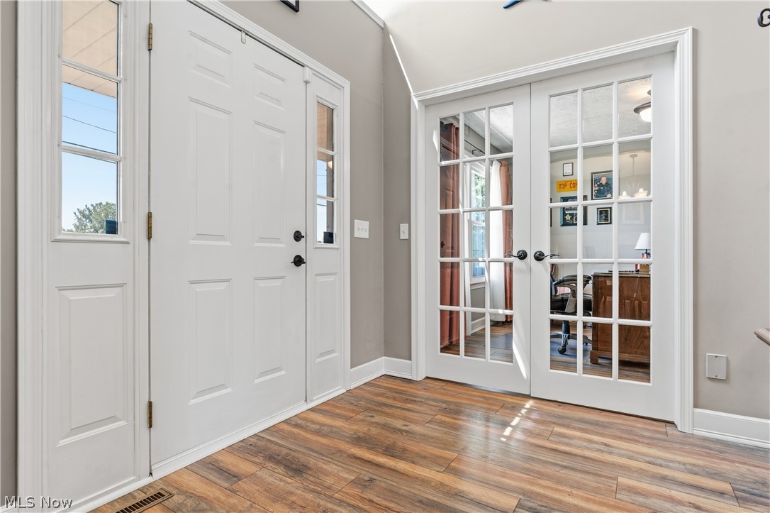 2553 Diamond Street NE Canton OH 44721