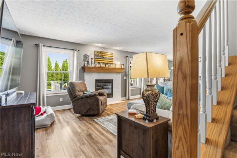 2553 Diamond Street NE Canton OH 44721