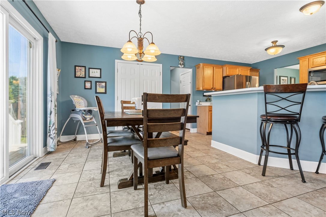 2553 Diamond Street NE Canton OH 44721
