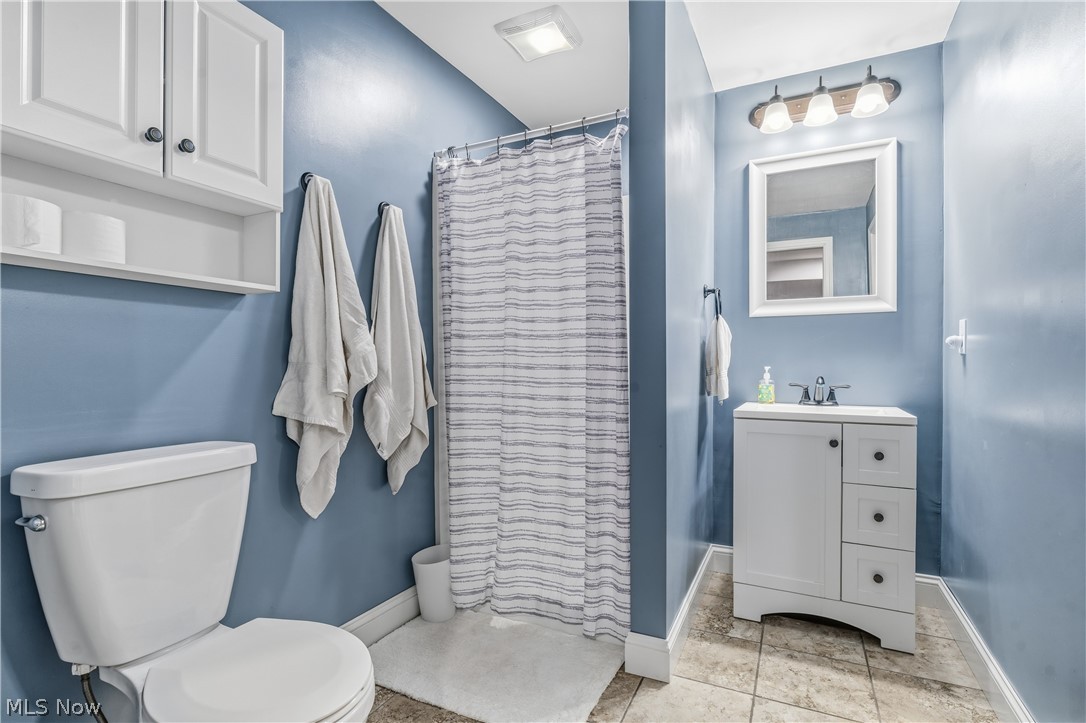 2553 Diamond Street NE Canton OH 44721
