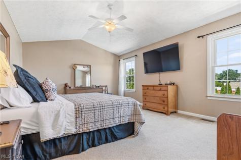 2553 Diamond Street NE Canton OH 44721