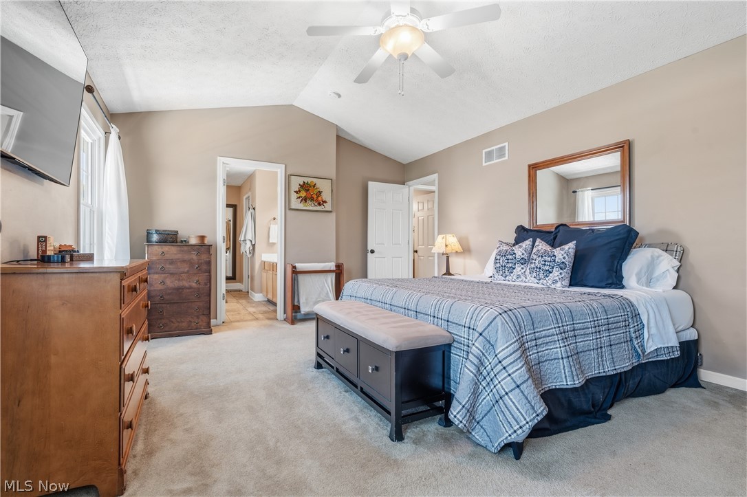 2553 Diamond Street NE Canton OH 44721