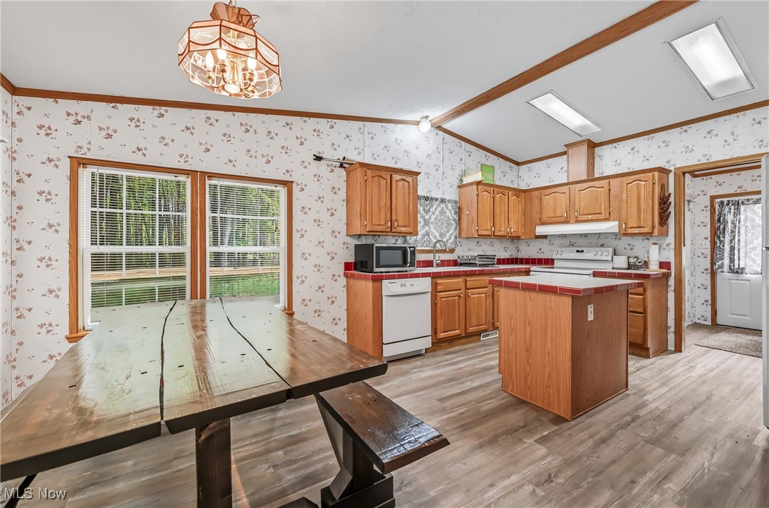 6174 Us Route 6 Pierpont OH 44082