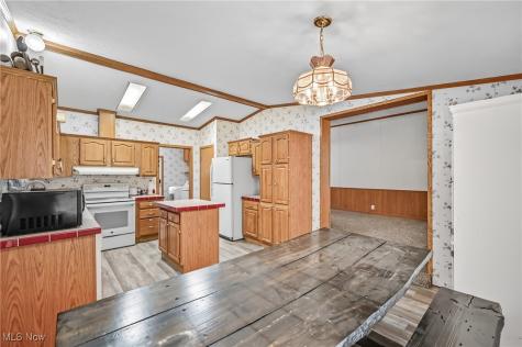 6174 Us Route 6 Pierpont OH 44082