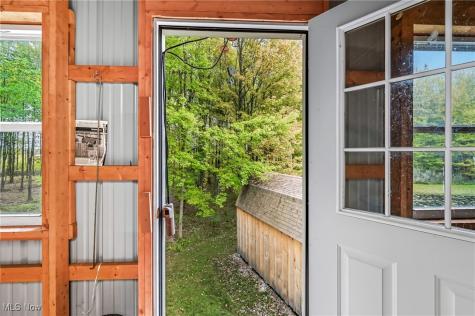 6174 Us Route 6 Pierpont OH 44082