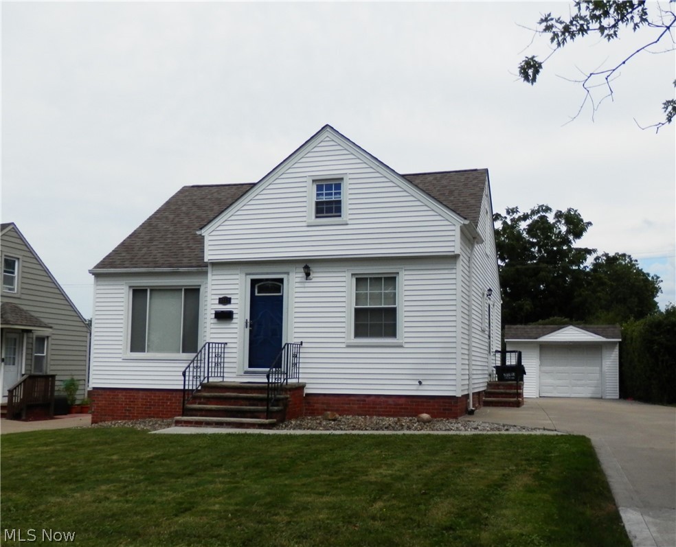 1277 Iroquois Avenue Mayfield Heights OH 44124