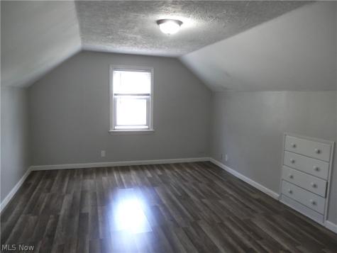 1277 Iroquois Avenue Mayfield Heights OH 44124