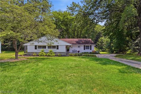 3426 Parkridge Circle NW Canton OH 44718