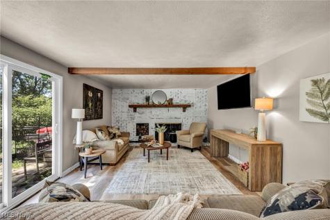 6424 Brighton Drive North Olmsted OH 44070