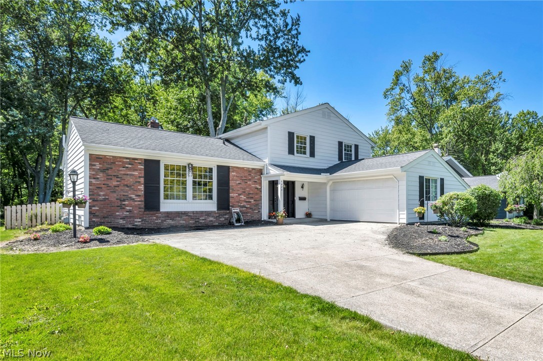 6424 Brighton Drive North Olmsted OH 44070