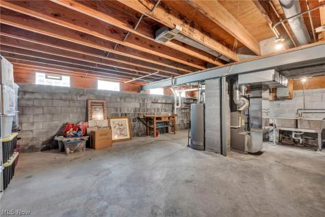 6424 Brighton Drive North Olmsted OH 44070