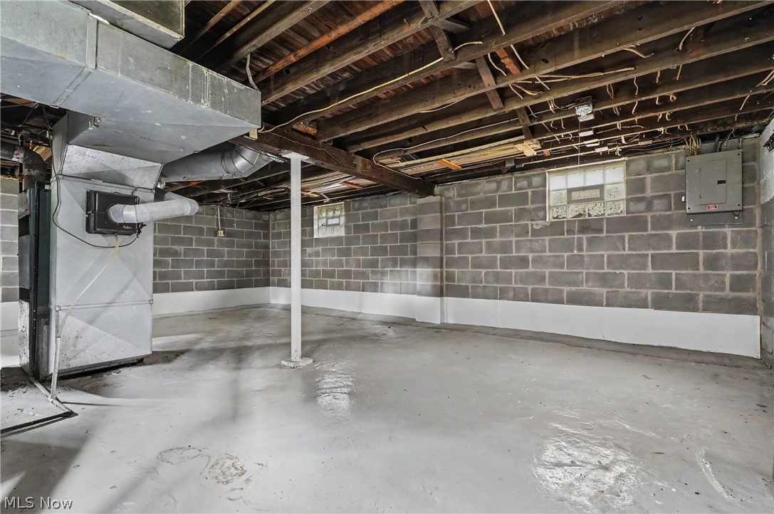 616 Tallmadge Road Cuyahoga Falls OH 44221