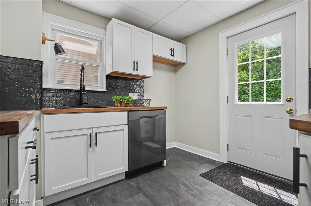 616 Tallmadge Road Cuyahoga Falls OH 44221