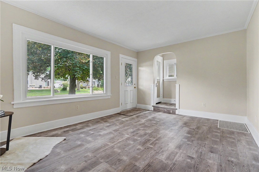 616 Tallmadge Road Cuyahoga Falls OH 44221