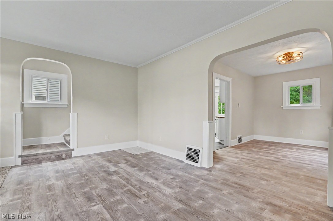 616 Tallmadge Road Cuyahoga Falls OH 44221