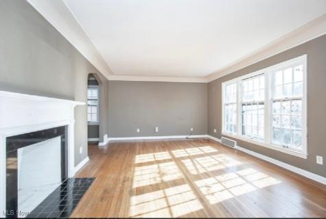 3575 Grosvenor Road Cleveland Heights OH 44118