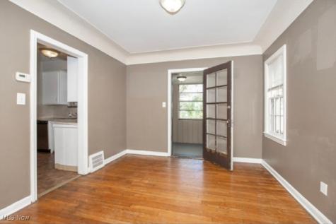3575 Grosvenor Road Cleveland Heights OH 44118