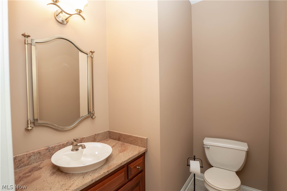 4966 Abbey Church Avenue NW Canton OH 44718