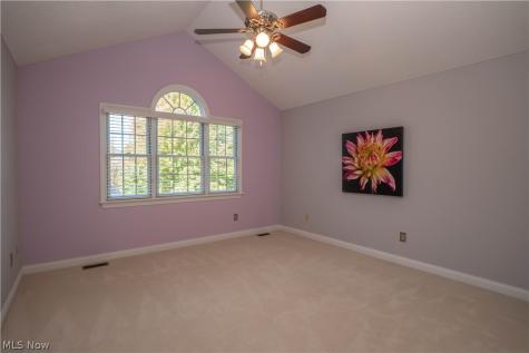 4966 Abbey Church Avenue NW Canton OH 44718
