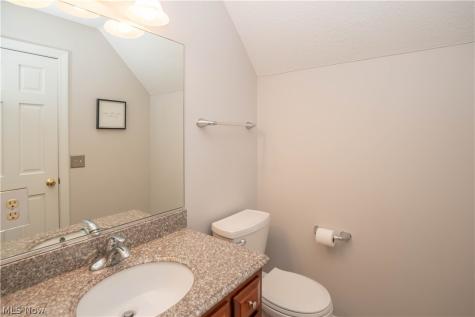 4966 Abbey Church Avenue NW Canton OH 44718