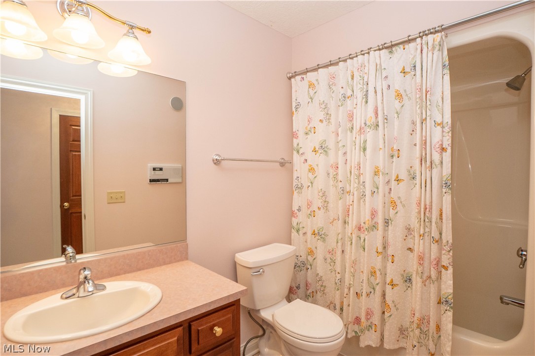4966 Abbey Church Avenue NW Canton OH 44718