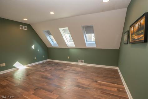 4966 Abbey Church Avenue NW Canton OH 44718