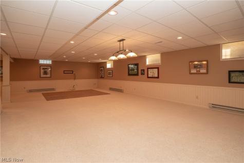 4966 Abbey Church Avenue NW Canton OH 44718