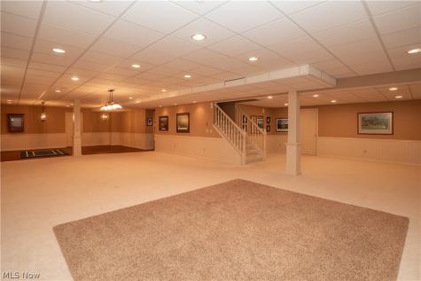 4966 Abbey Church Avenue NW Canton OH 44718