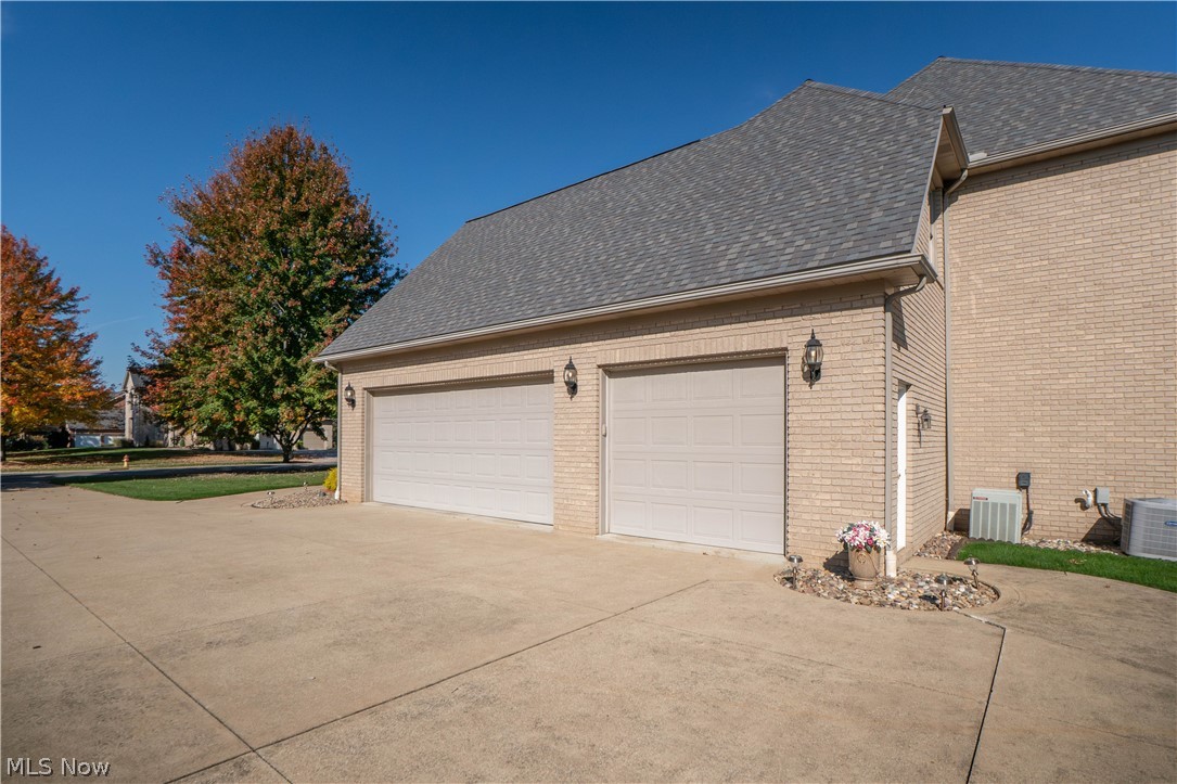 4966 Abbey Church Avenue NW Canton OH 44718