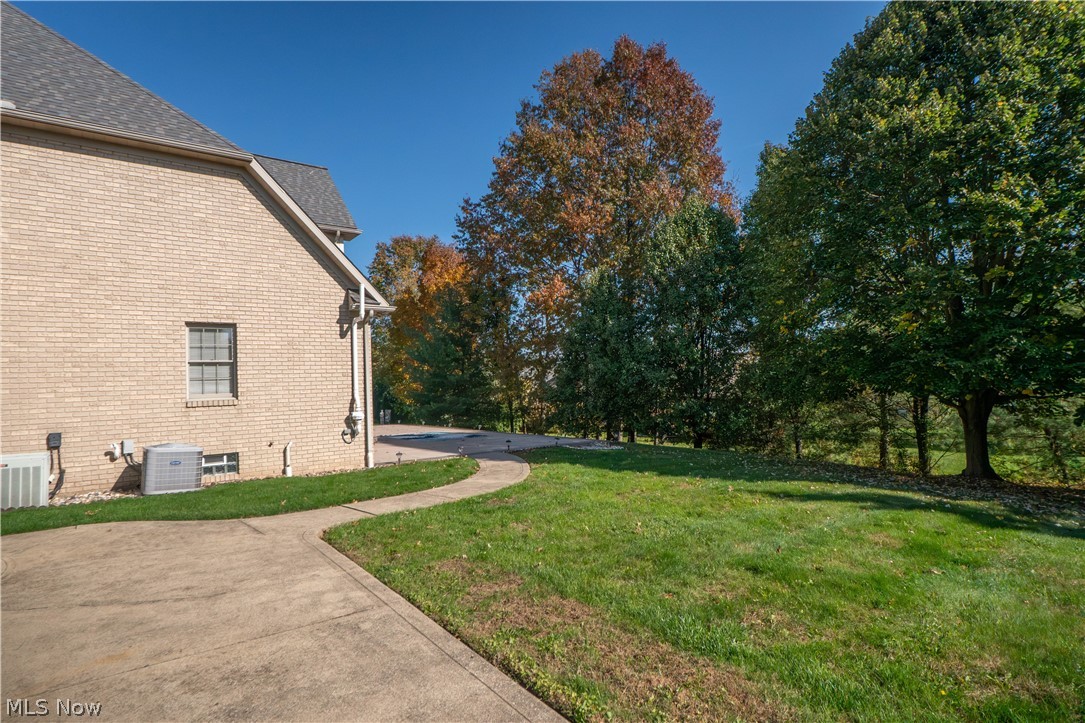 4966 Abbey Church Avenue NW Canton OH 44718