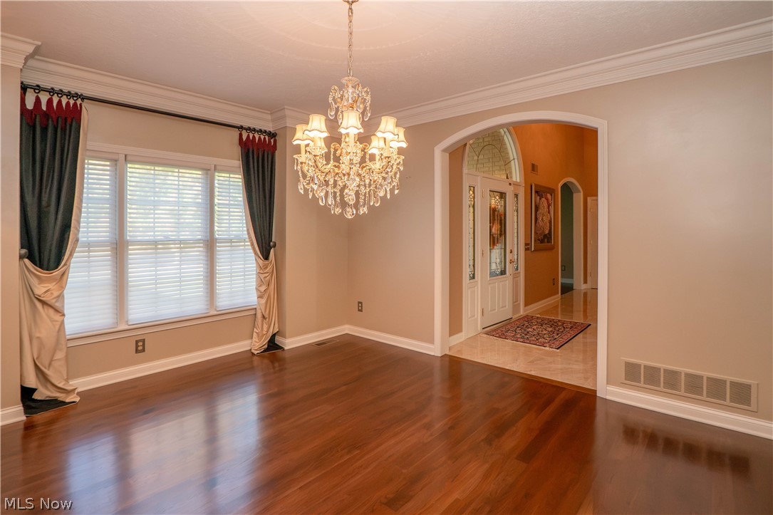 4966 Abbey Church Avenue NW Canton OH 44718