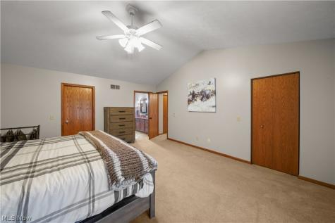 411 Hillbrook Drive Cuyahoga Falls OH 44223