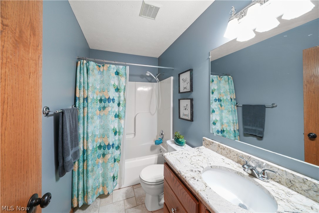 411 Hillbrook Drive Cuyahoga Falls OH 44223
