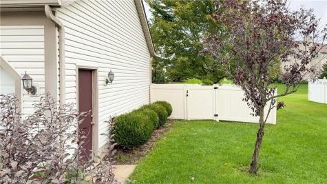 411 Hillbrook Drive Cuyahoga Falls OH 44223