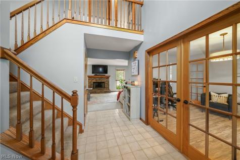 411 Hillbrook Drive Cuyahoga Falls OH 44223