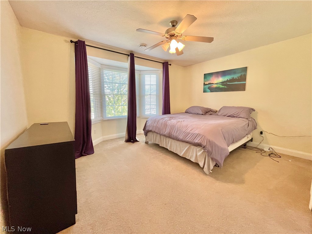 5558 Hollythorn Drive Brecksville OH 44141