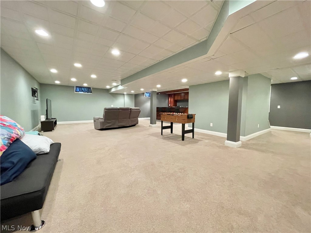 5558 Hollythorn Drive Brecksville OH 44141