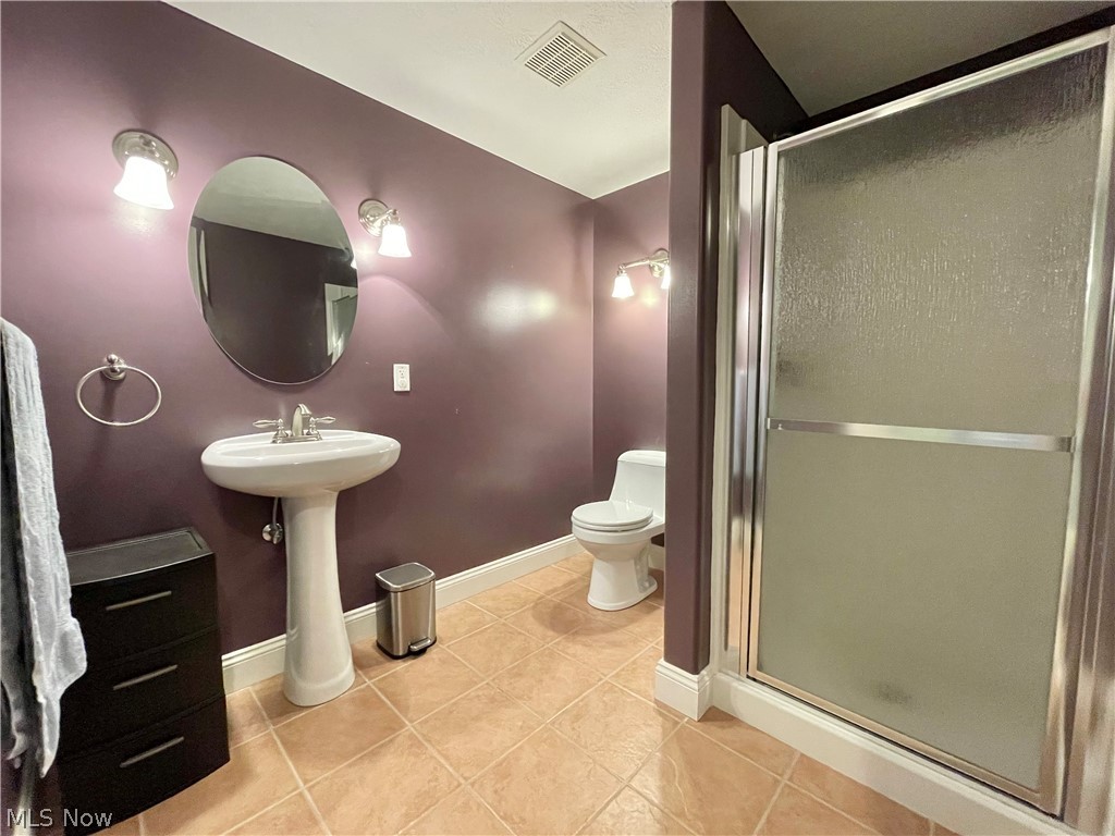 5558 Hollythorn Drive Brecksville OH 44141