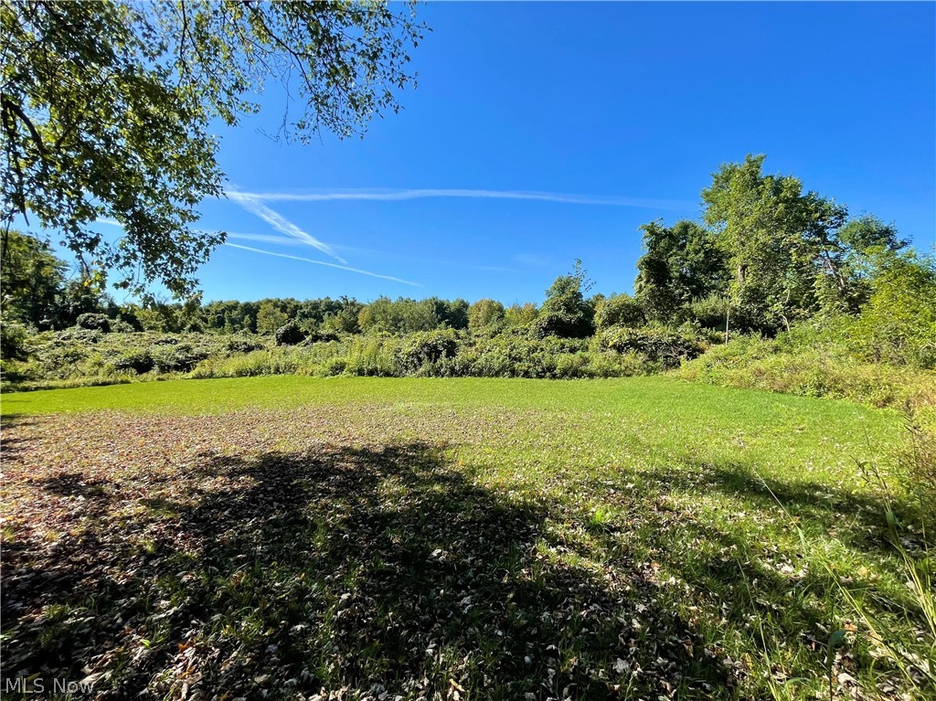 5558 Hollythorn Drive Brecksville OH 44141