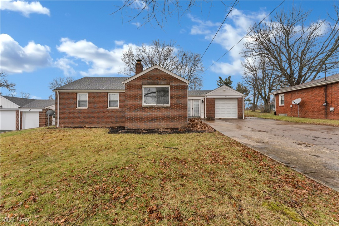 627 Poland Avenue Struthers OH 44471