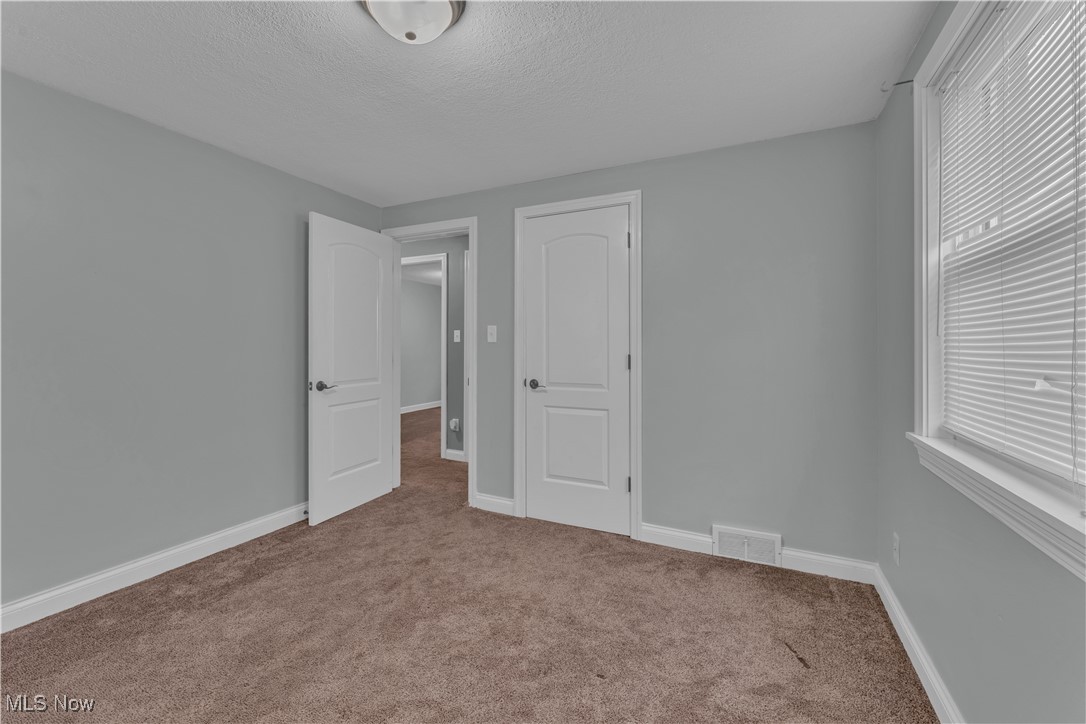 627 Poland Avenue Struthers OH 44471