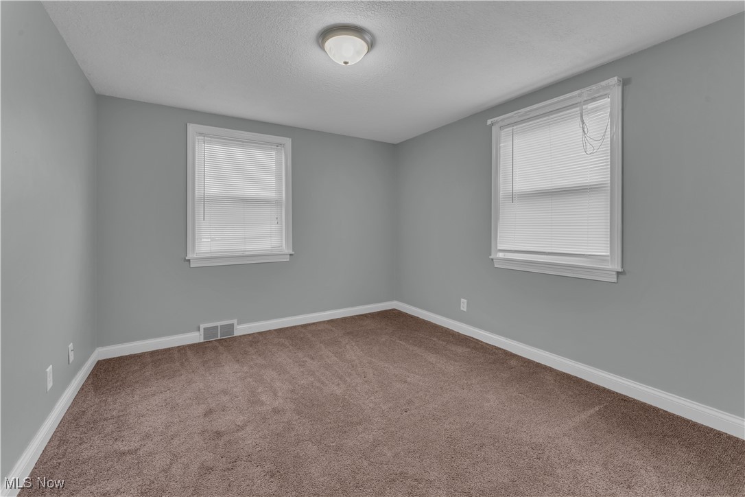 627 Poland Avenue Struthers OH 44471