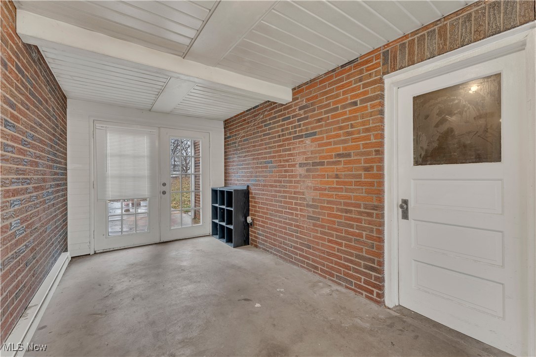 627 Poland Avenue Struthers OH 44471