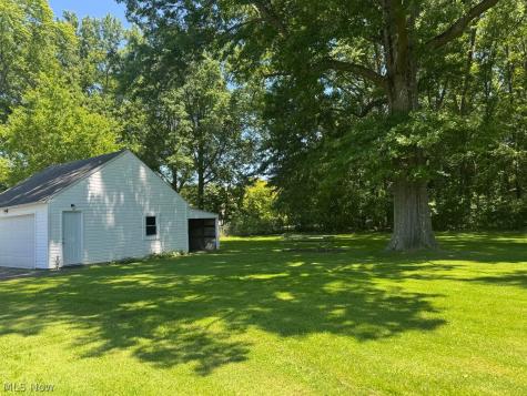 224 Oakwood Street Elyria OH 44035