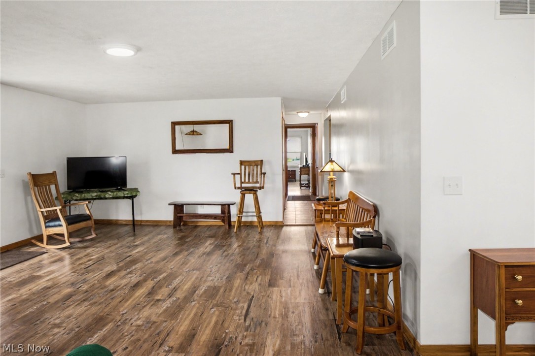 11183 Bloom Road Garrettsville OH 44231