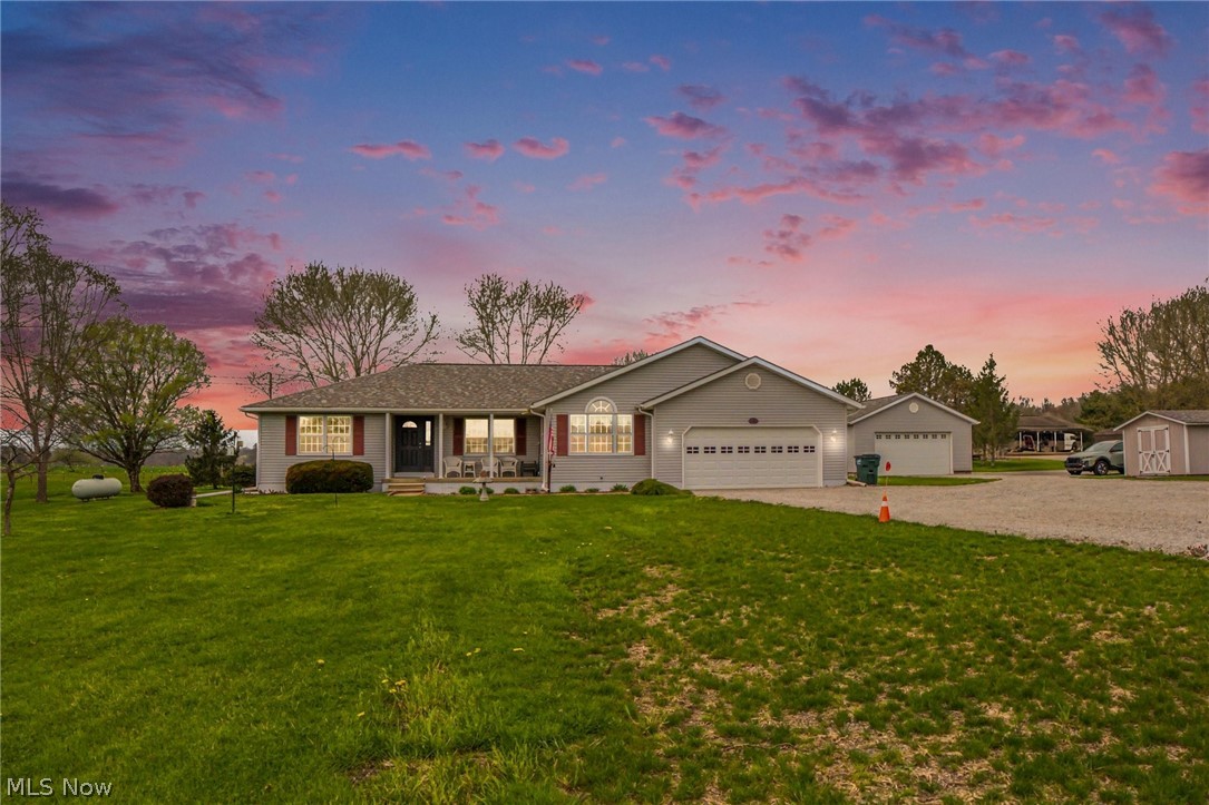 11183 Bloom Road Garrettsville OH 44231