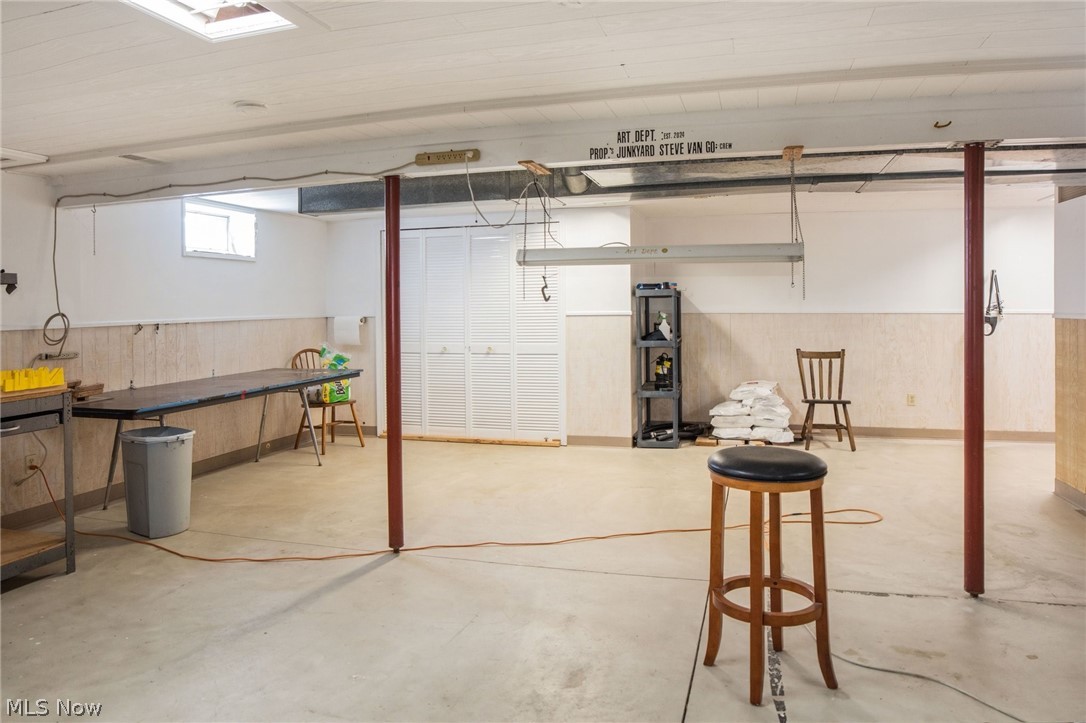 11183 Bloom Road Garrettsville OH 44231