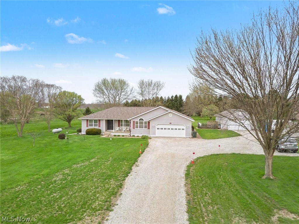 11183 Bloom Road Garrettsville OH 44231