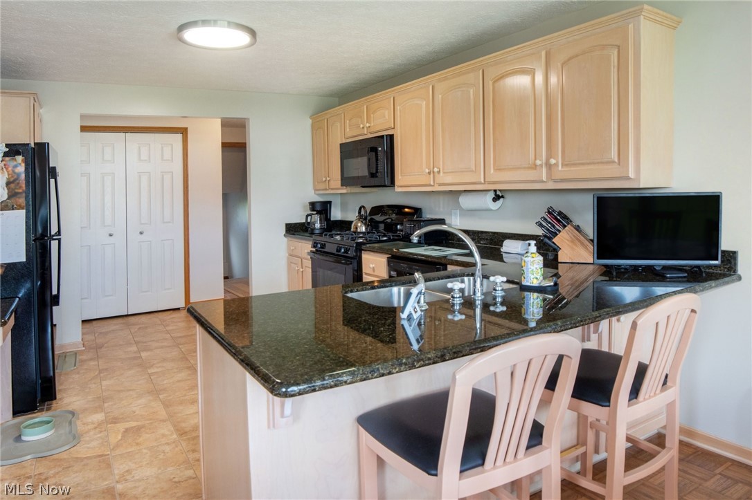 11183 Bloom Road Garrettsville OH 44231